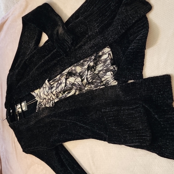 NWT Jones New York Oversize Sweater - Picture 2 of 8